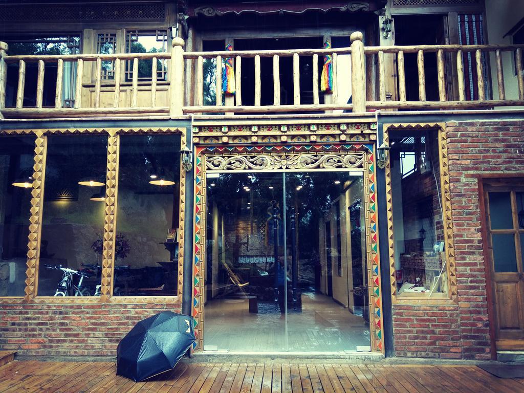 Shangri-La Mid - Mountain Homestay Kültér fotó