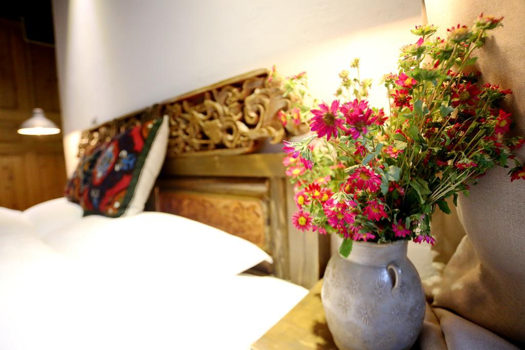 Shangri-La Mid - Mountain Homestay Kültér fotó
