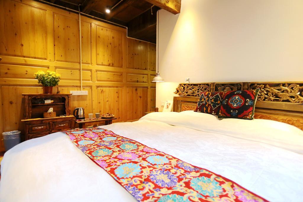 Shangri-La Mid - Mountain Homestay Kültér fotó