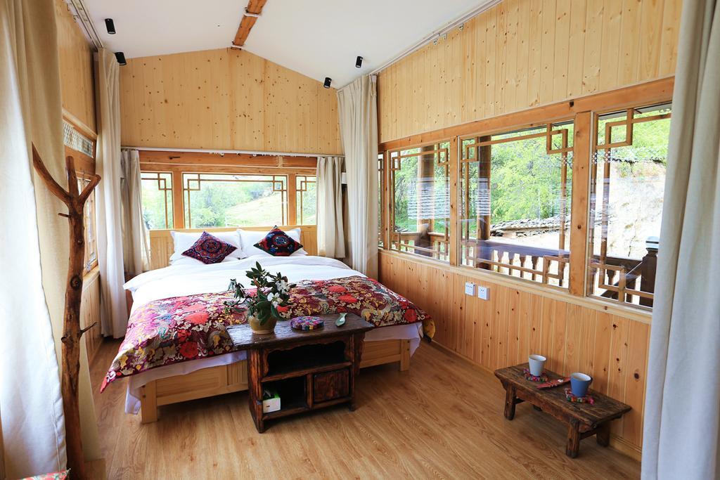 Shangri-La Mid - Mountain Homestay Kültér fotó