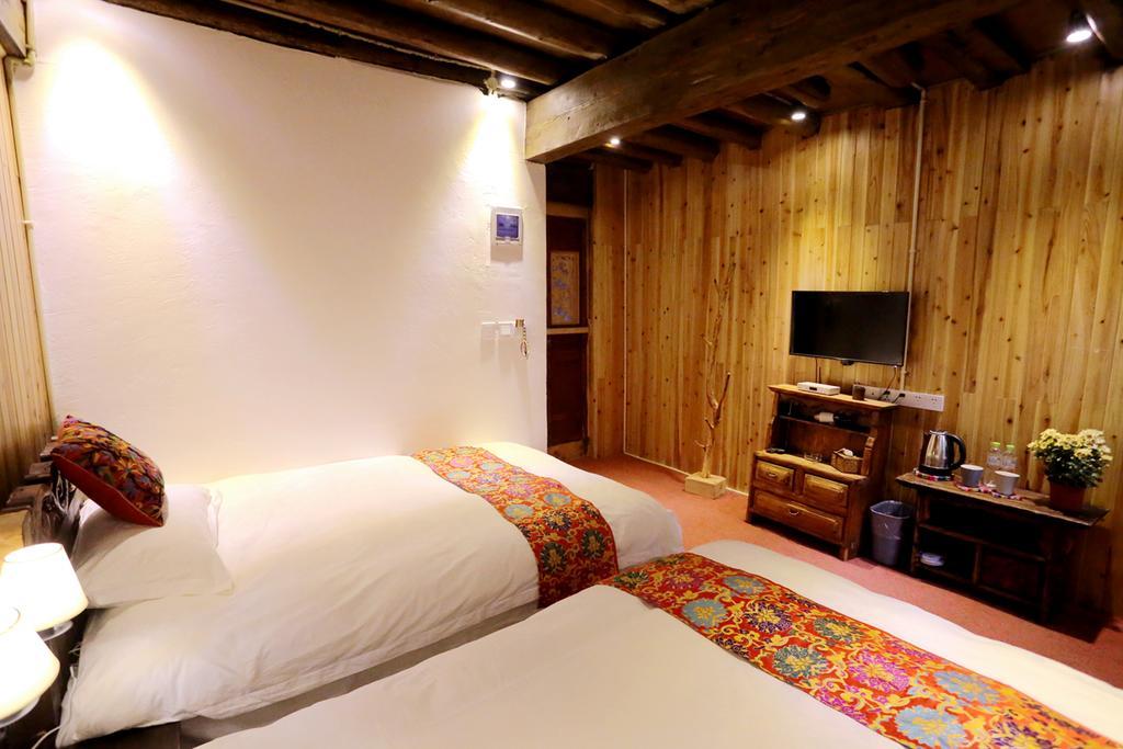 Shangri-La Mid - Mountain Homestay Kültér fotó