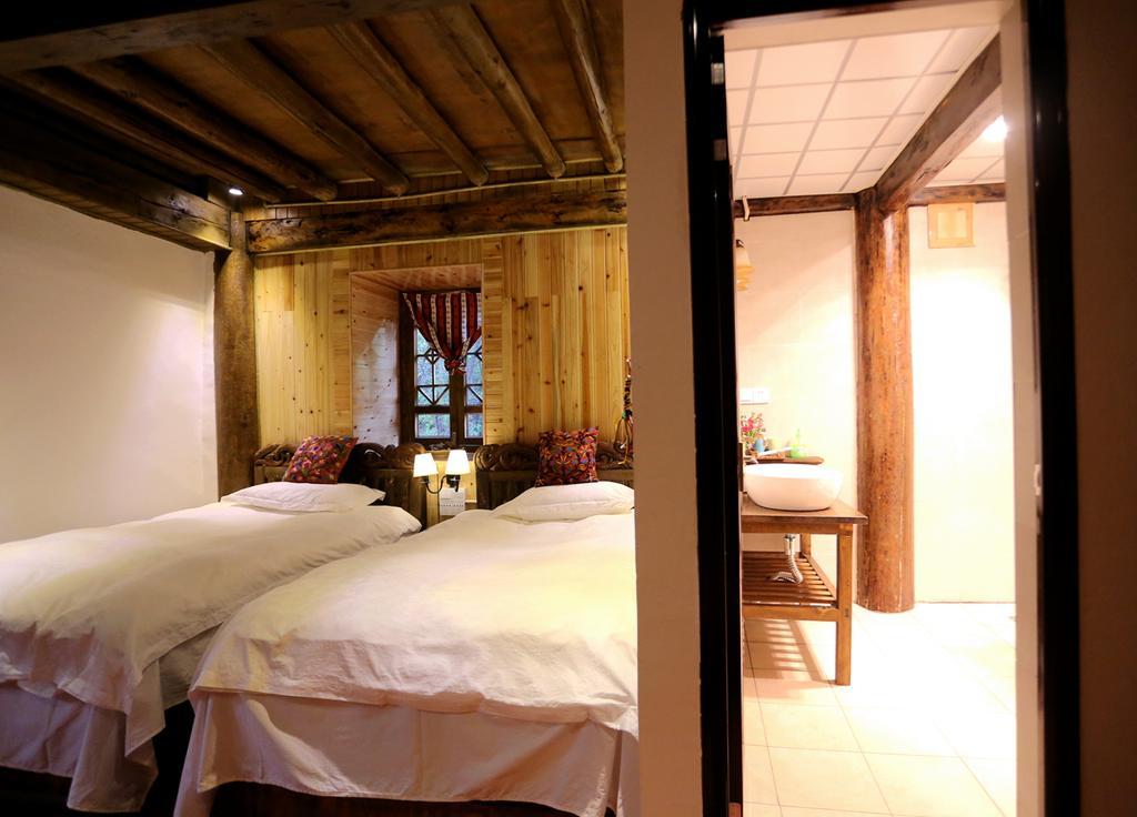 Shangri-La Mid - Mountain Homestay Kültér fotó