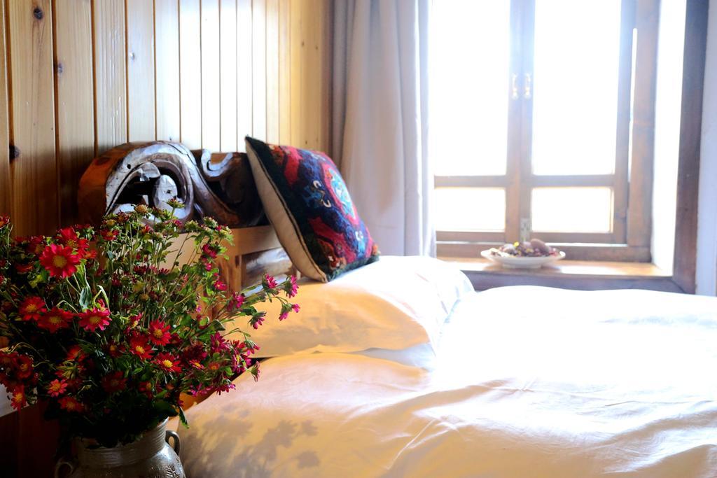 Shangri-La Mid - Mountain Homestay Kültér fotó