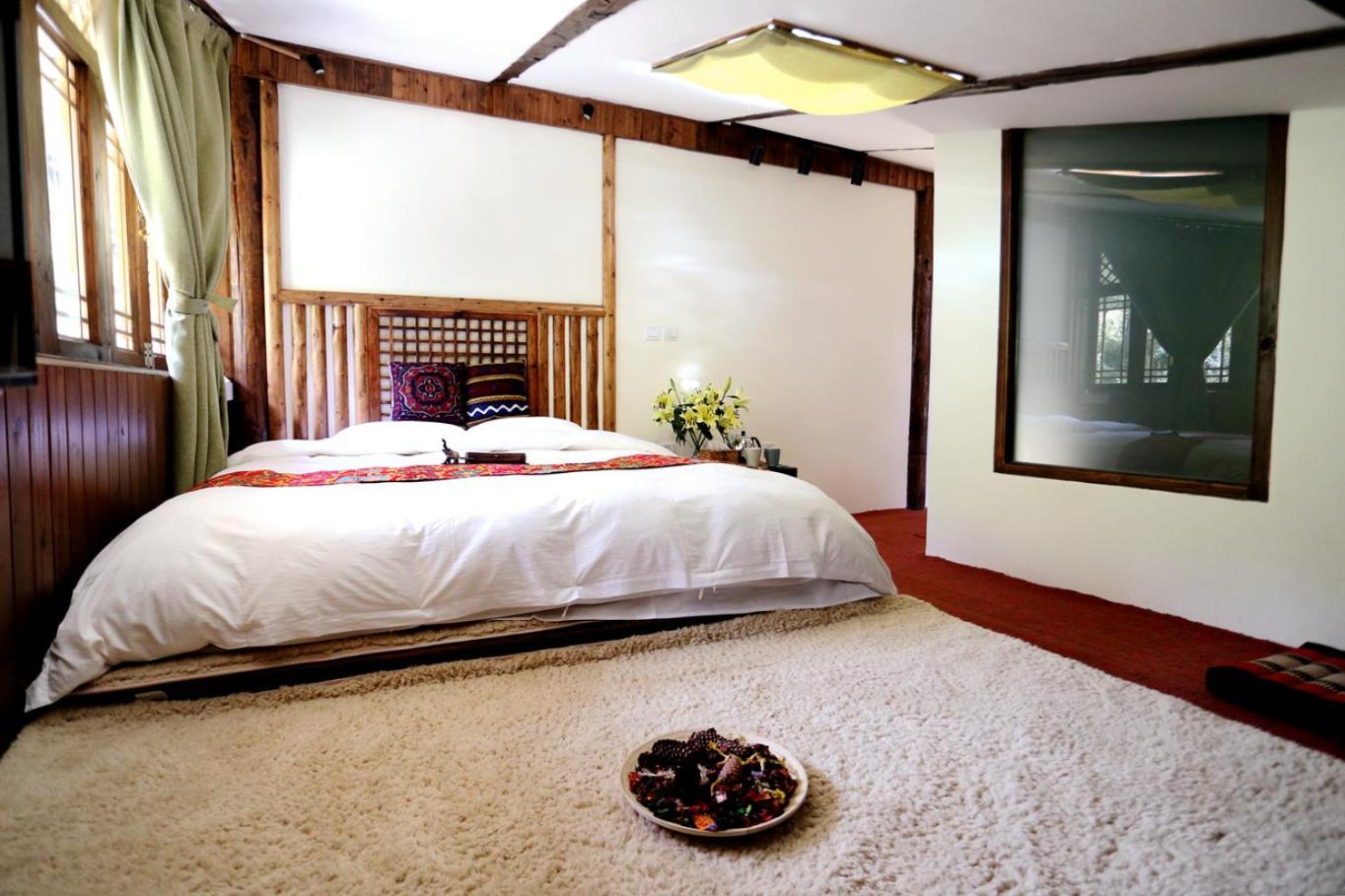 Shangri-La Mid - Mountain Homestay Kültér fotó