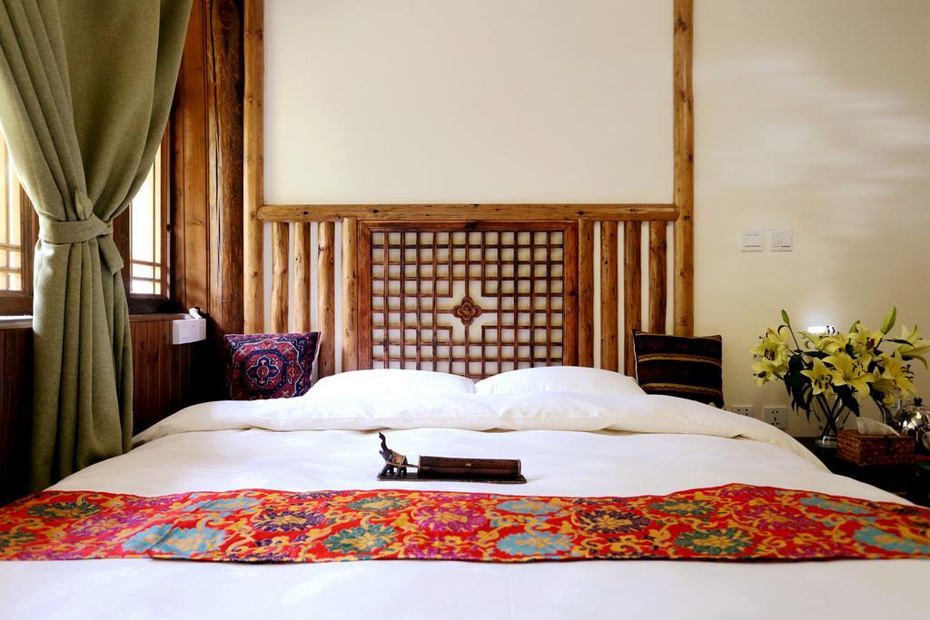 Shangri-La Mid - Mountain Homestay Kültér fotó