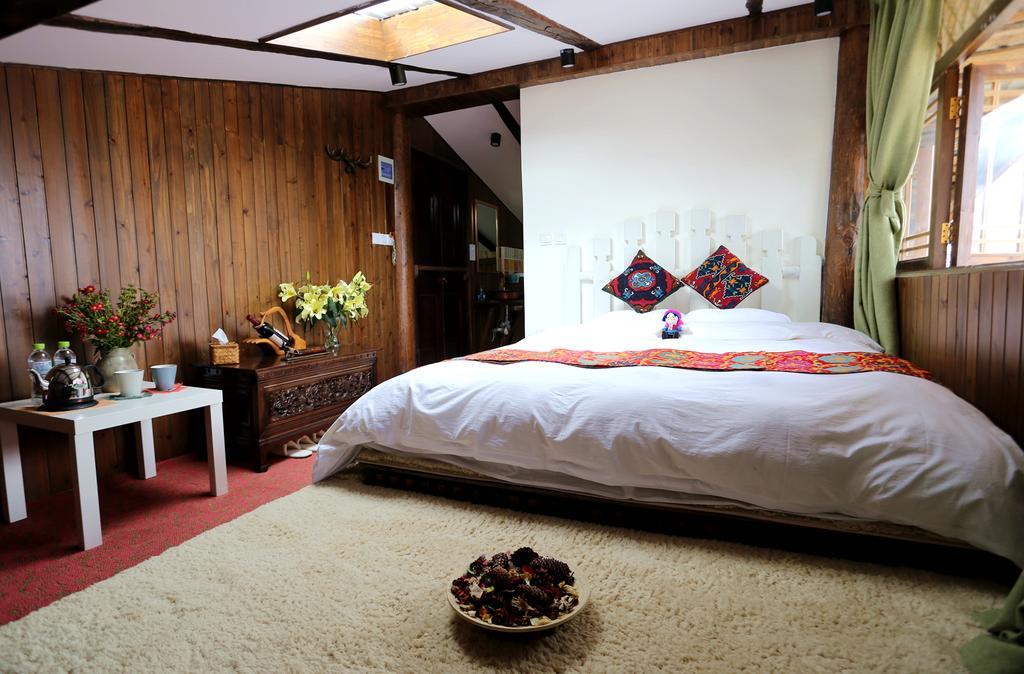 Shangri-La Mid - Mountain Homestay Kültér fotó